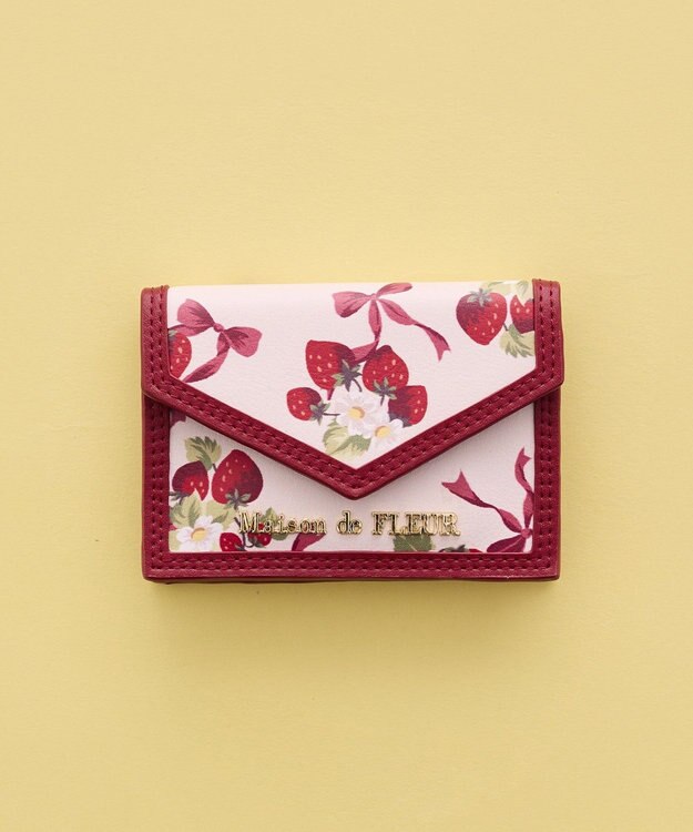 Maison de FLEUR いちご柄カードケース Red