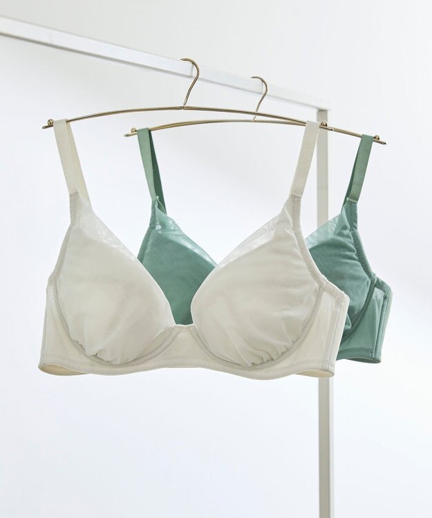 une nana cool 小さく見せるブラ　ミニマイザーブラ　シンプル アイボリー