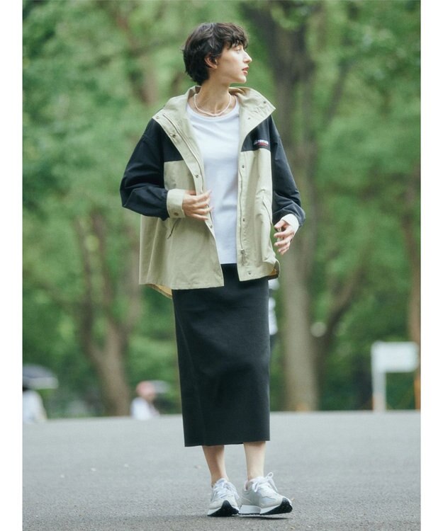 AMERICAN HOLIC ＦＩＲＳＴ　ＤＯＷＮ　バックフレアマウンテンパーカー Beige