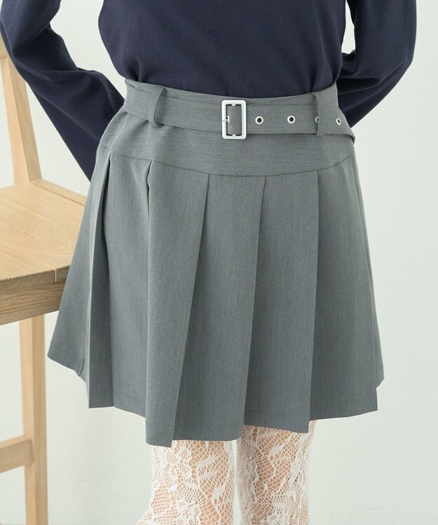 earth music&ecology ベルト付きプリーツミニスカート Gray