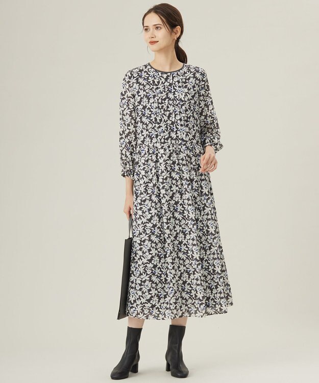 自由区 【洗える】スノーフラワープリント ワンピース スレート系