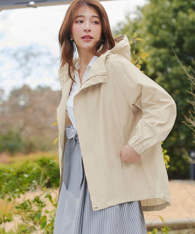 Tiaclasse L 撥水ドロストマウンテンパーカー アイボリー