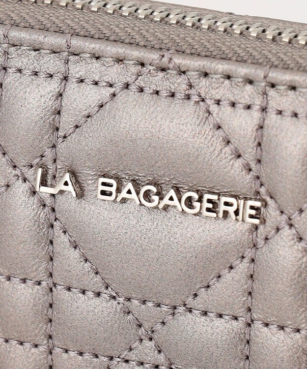 LA BAGAGERIE シープキルティング　ラウンドウォレット ガンメタリック