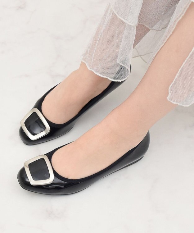 Bridget Birkin 【Bridget Birkin】バックルアクセントレインパンプス ブラックエナメル