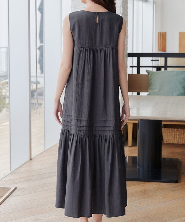 Tiaclasse 【小倉優子さん着用・洗える・XSサイズ】麻調ピンタックロングワンピース チャコールグレー