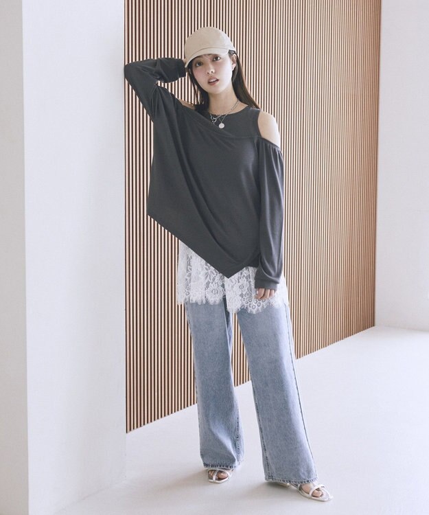 earth music&ecology Tストラップサンダル Silver