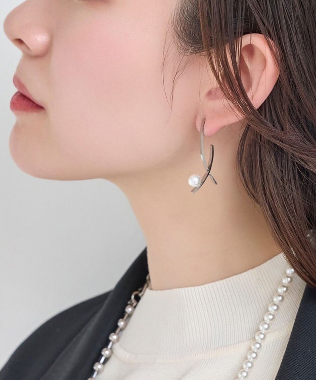 Phoebe 【金属アレルギー対応】クロスラインパールピアス　シルバー/サージカルステンレス シルバー