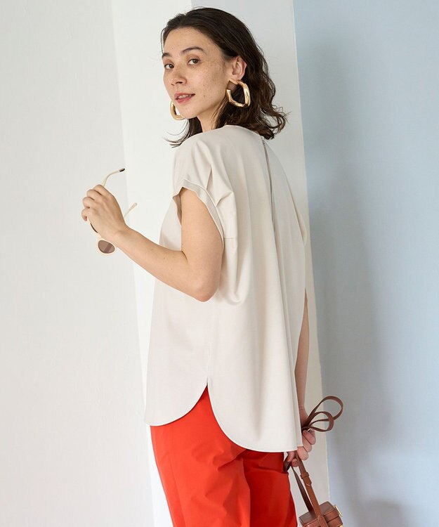 UNFILO BEAUTY FORM タックスリーブTシャツ グレージュ