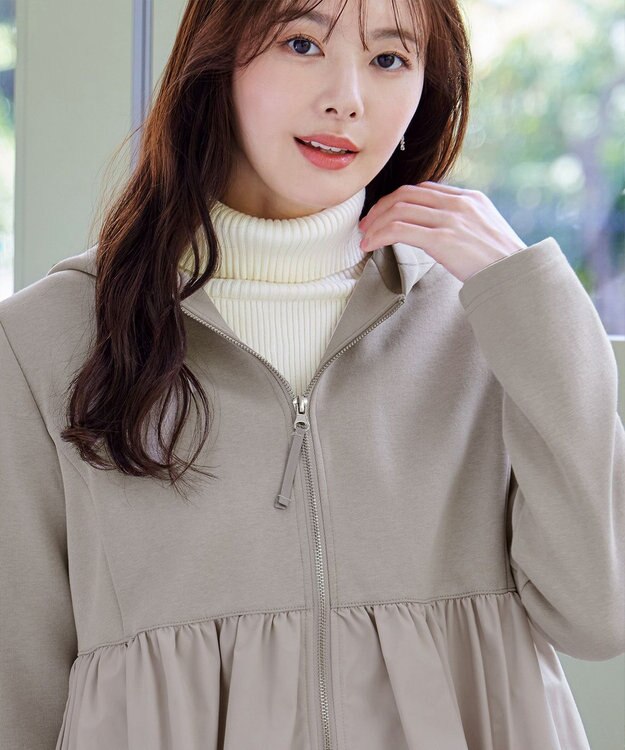 Tiaclasse L 【洗える】異素材ジップフレアパーカー グレージュ