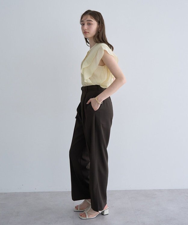 YECCA VECCA ベルト付きタックストレートパンツ Charcoal Gray