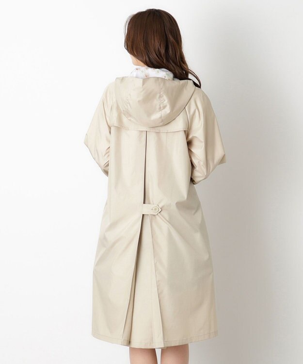 MOONBAT 【バッグ付】ポール & ジョー (PAUL & JOE　ACCESSOIRES) レインコート ポンジークリザンテーム ベージュ