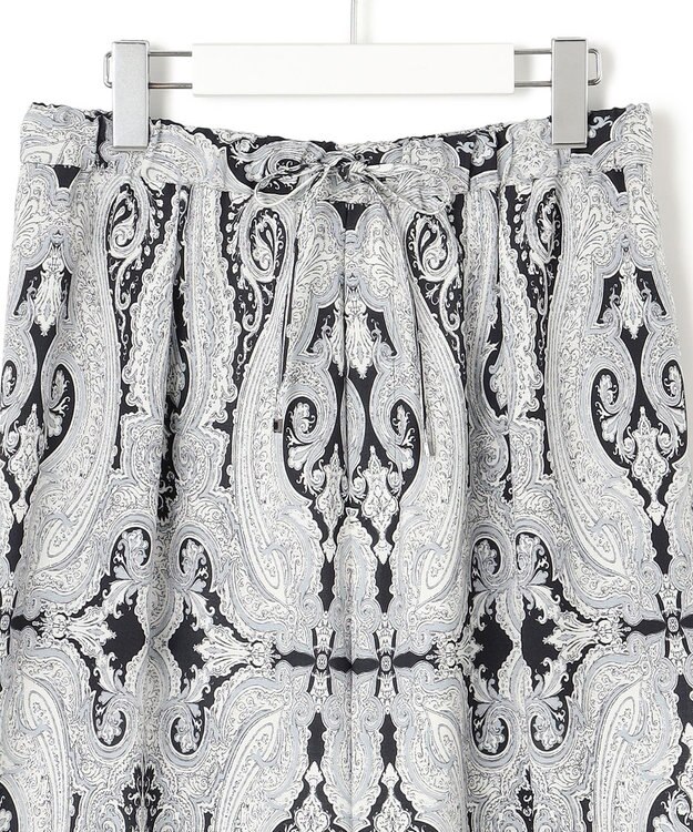 23区 【洗える】Rattiドローイングペイズリープリント ワイド パンツ ブラックプリント