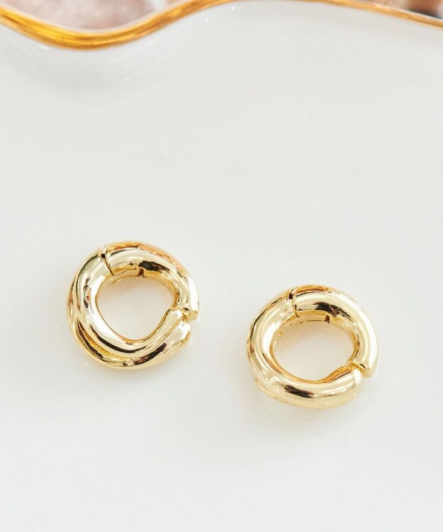 Phoebe ウェーブスナップイヤリング ゴールド ゴールド