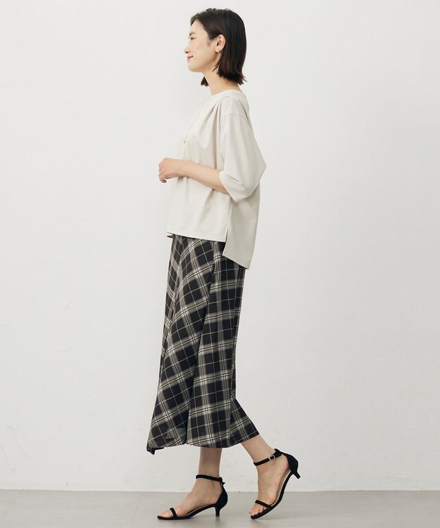 J.PRESS LADIES 【洗える・抗菌防臭・接触冷感・吸水速乾】ドライポンチ ボートネック カットソー ライトベージュ系