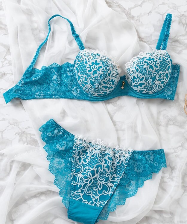 Wing Wing Lesiage　【2710シリーズ】ブラジャー　クチュール感あふれる贅沢な総レース　ウイング／ワコール　PB2710 ターコイズ