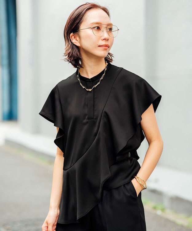 ICB 【ICB×インフルエンサーコラボ】【先行予約】デュアルサテン ラッフルブラウス ブラック