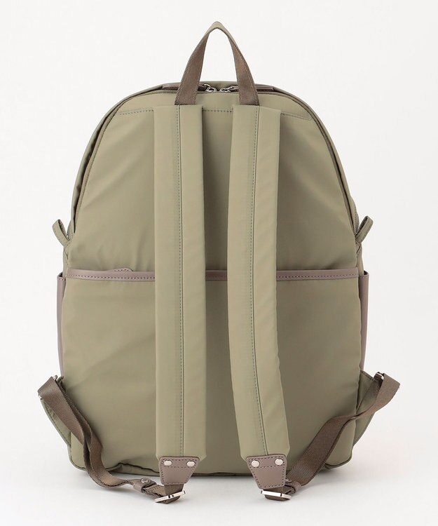 Y'SACCS 【ナイロンタフタ×リサイクルレザー】デイリーリュック カーキ