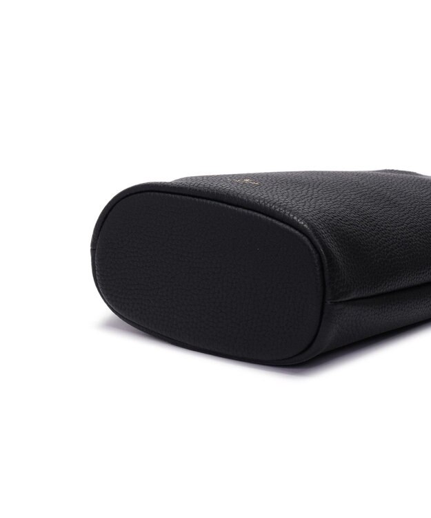 PELLE BORSA 縦型フラップショルダー Reinette レネット 4791 ブラック