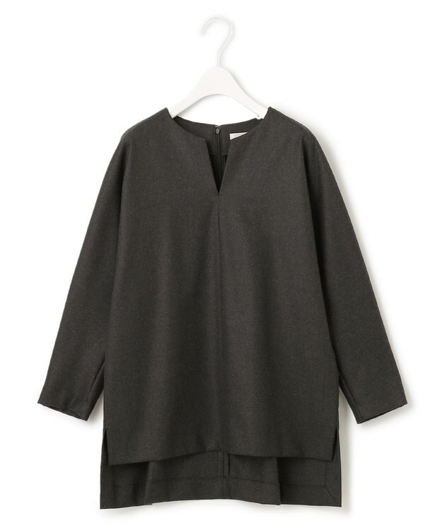 ICB 【洗える・WEB限定カラーあり】 ウールミルドサキソニー キーネックブラウス チャコール系
