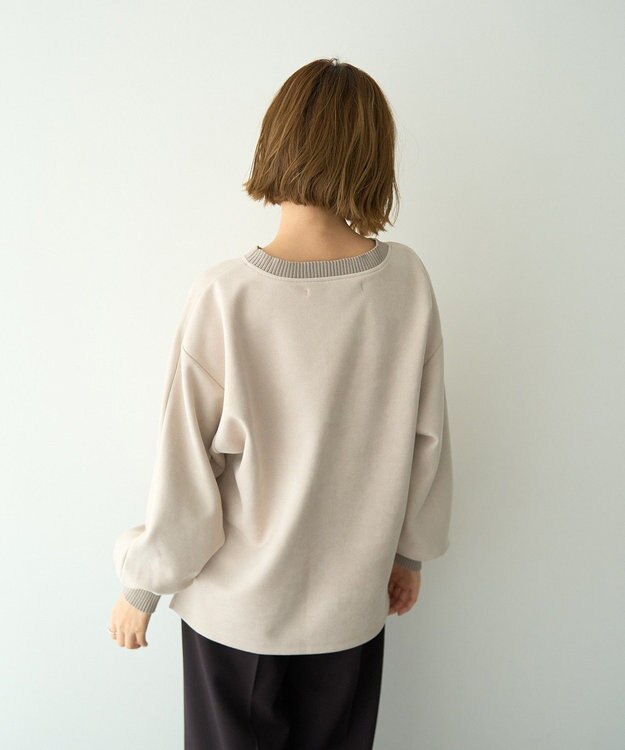 YECCA VECCA フェイクスエードデザインステッチプルオーバー Gray Beige