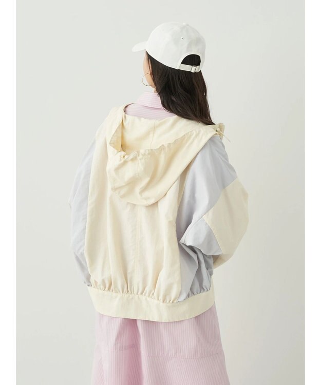 earth music&ecology コクーンギャザー切替ブルゾン Ivory