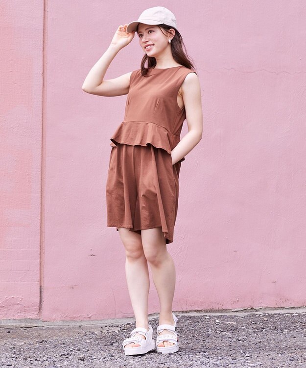 Feroux 【接触冷感・UVカット・吸水速乾】ラッシュガードペプラム オールインワン ダークブラウン系