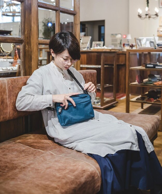 YUSHI RiVER - SHOULDER POUCH ショルダーポーチ  シワ加工 ブルーグリーン