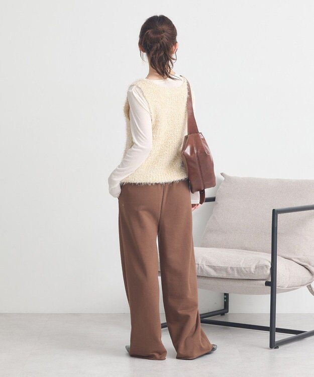 earth music&ecology センターシームタックスウェットパンツ Brown