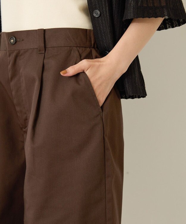 AMERICAN HOLIC ワンタックハーフパンツ Brown