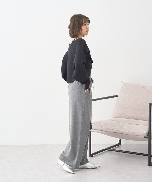 earth music&ecology センターシームタックスウェットパンツ Charcoal Gray