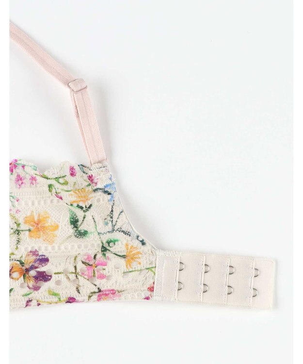une nana cool MADE WITH LIBERTY FABRIC 特別な日以外の364日つけたくなるブラ 364ブラ レース ナチュラル