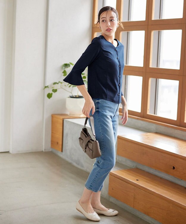 Tiaclasse 【洗える】ハートネックフレア袖ブラウス オフホワイト