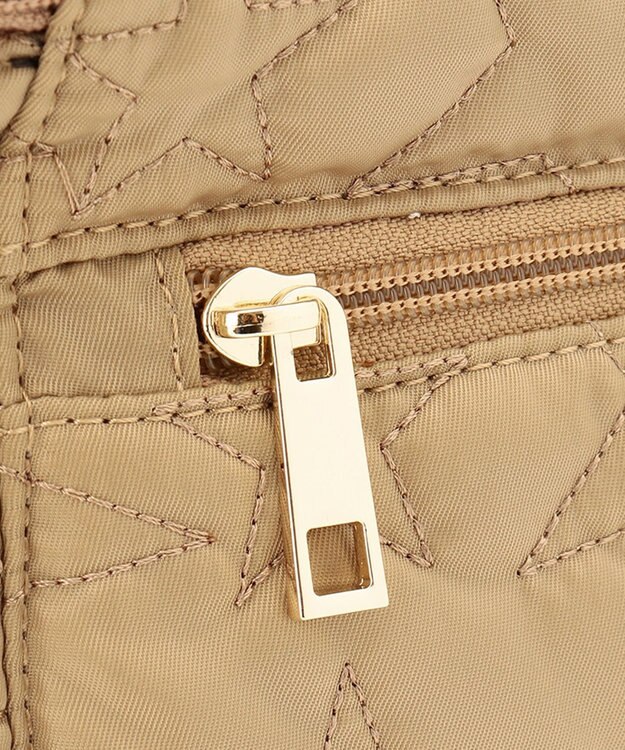 UNBILLION cachecache 星キルティング加工PCバッグ ベージュ