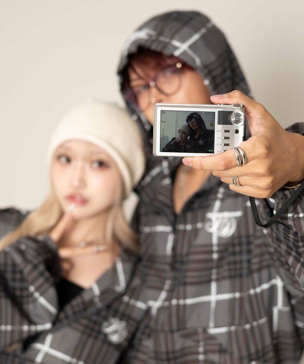 WEGO 【ユニセックス着用ITEM/MLサイズ展開】チェックロゴフードブルゾン ブラックその他