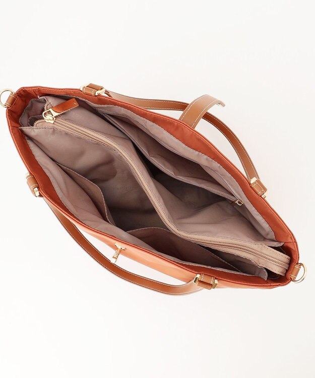 LA BAGAGERIE ひねり金具付きエレガンストート　Mサイズ レンガブラウン