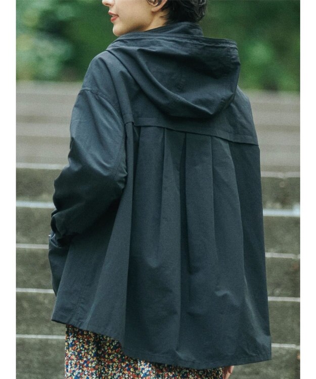 AMERICAN HOLIC ＦＩＲＳＴ　ＤＯＷＮ　バックフレアマウンテンパーカー Black