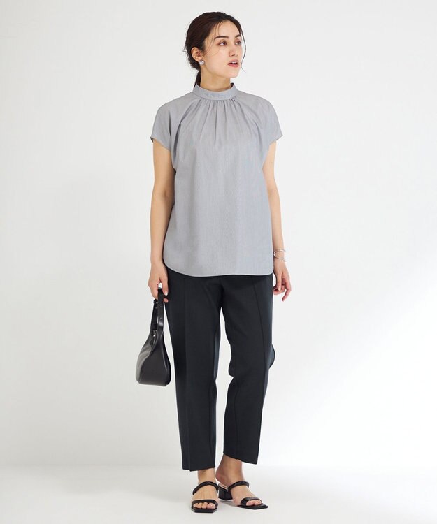 23区 L 【Lサイズ限定】ソフトストレッチポンチ テーパードパンツ ネイビー系