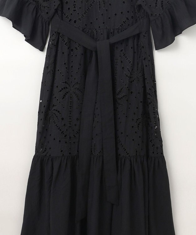 GRACE CONTINENTAL ヤシ柄カットワークワンピース ブラック