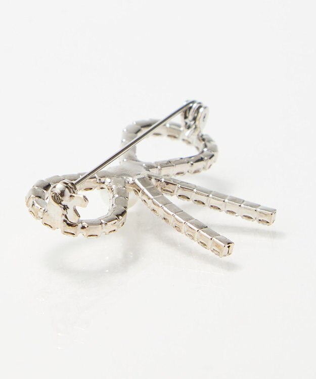 Phoebe リボンパールビジューブローチ　シルバー シルバー