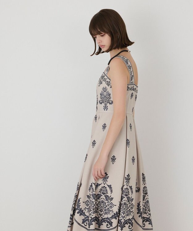 GRACE CONTINENTAL ダマスクパターンプリントワンピース ベージュ