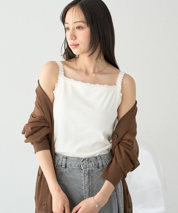 earth music&ecology カップ付レースキャミソール Off White