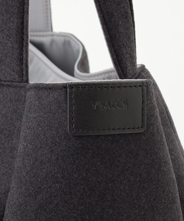 Y'SACCS フェルトトート　Mサイズ ブラック