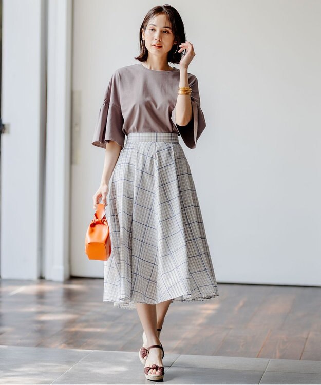 組曲 【汗ジミ防止・撥水】GIZAプレーティング天竺 袖フレア Tシャツ ブラウン系