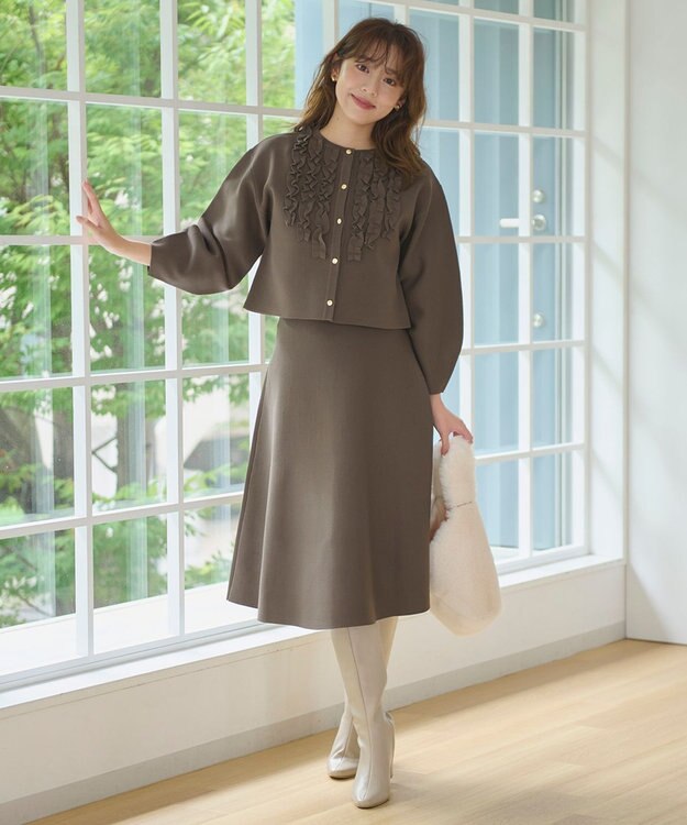 Feroux 【洗える】パフスリーブフリル ニットセットアップ ダークブラウン系