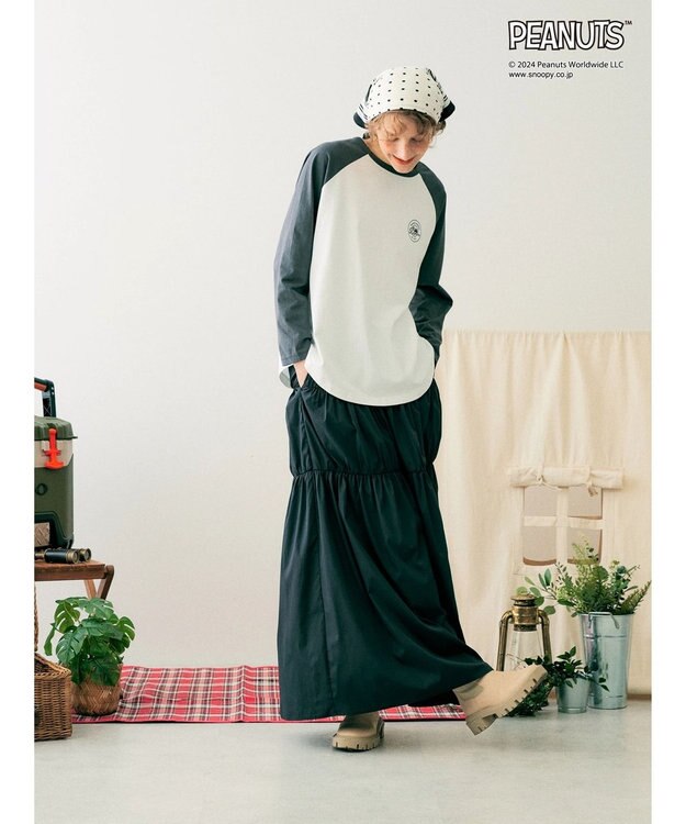 AMERICAN HOLIC ラグランフォトプルオーバー／ＰＥＡＮＵＴＳ Charcoal Gray