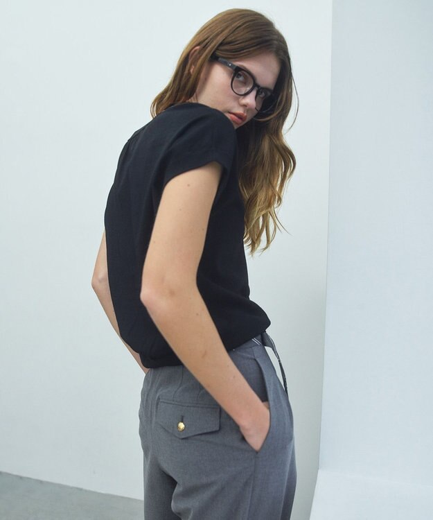 BEIGE， 【ロングセラー】LAURA / ストレッチ ドロップショルダーニット Black