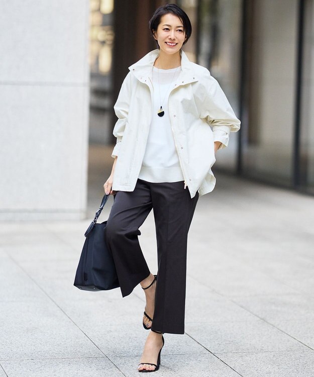 自由区 【カタログ掲載・定番人気・新色追加】コットンサテンクロップド丈ワイドストレート パンツ ブラック