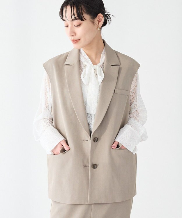 CRAFT STANDARD BOUTIQUE ＜セレモニー＞カットアウトデザインテーラードジレ Beige