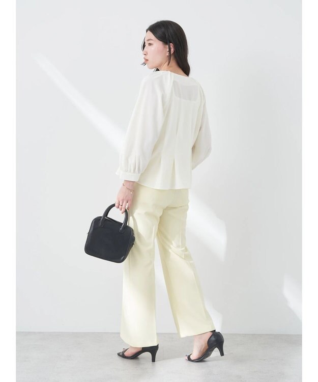 earth music&ecology ペプラムブラウス Ivory