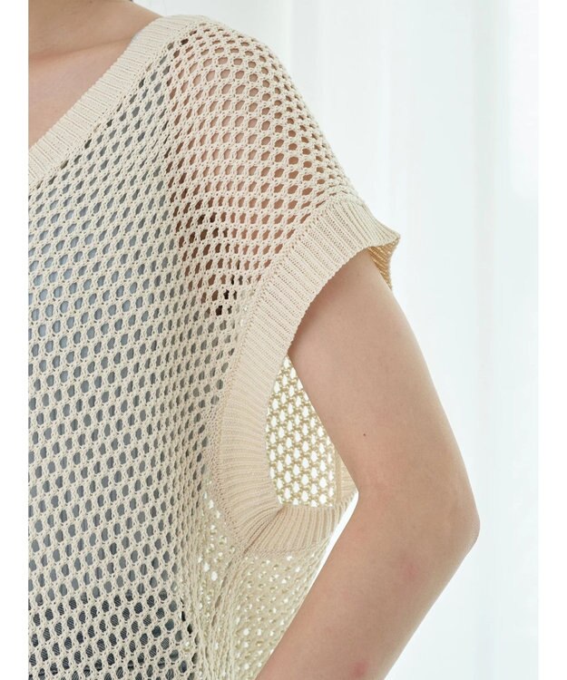 earth music&ecology Ｖネックメッシュベスト Ivory